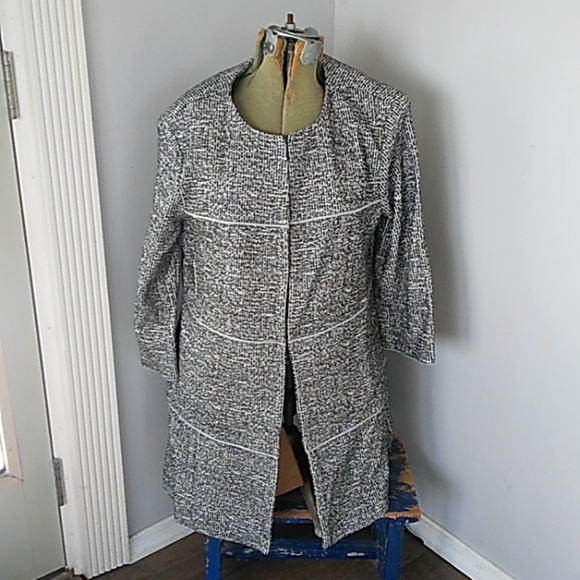 CABI COTTON/SPANDEX BLEND BLACK/WHITE LONG CARDIGAN WOMANS M - Picture 1 of 7